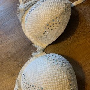 Victoria secret bra